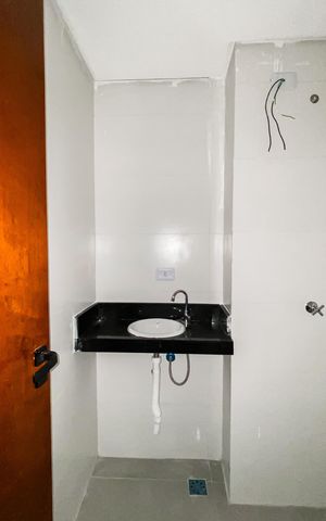 Apartamento à venda com 35m², 2 quartos e sem vaga Apartamento à venda com 35m², 2 quartos e sem vagaBanheiro