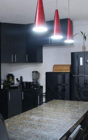 Casa à venda com 143m², 5 quartos e 2 vagasCozinha 1