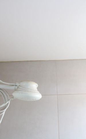 Casa à venda com 143m², 5 quartos e 2 vagasBanheiro  da Suíte 2