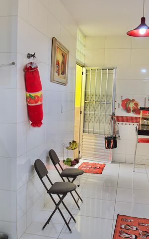 Casa à venda com 360m², 3 quartos e 6 vagas Casa à venda com 360m², 3 quartos e 6 vagasCozinha