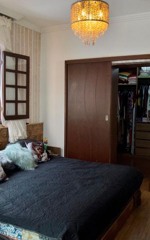 Casa à venda com 360m², 3 quartos e 6 vagas Casa à venda com 360m², 3 quartos e 6 vagasSuíte