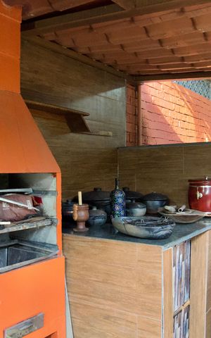 Casa à venda com 360m², 3 quartos e 6 vagas Casa à venda com 360m², 3 quartos e 6 vagasEspaço Gourmet