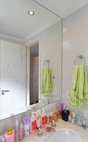 Apartamento à venda com 82m², 3 quartos e 2 vagasBanheiro Social