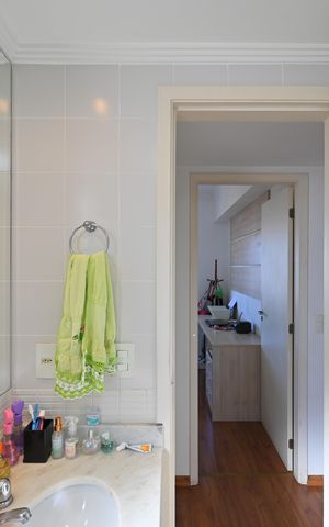 Apartamento à venda com 82m², 3 quartos e 2 vagasBanheiro Social
