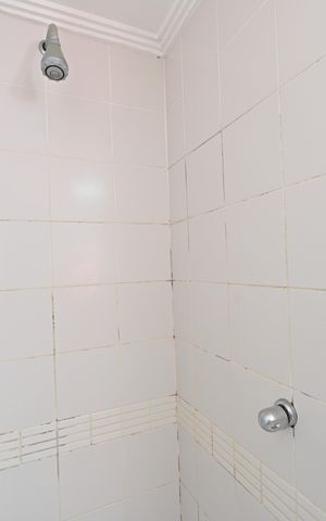 Apartamento à venda com 82m², 3 quartos e 2 vagasBanheiro da Suíte