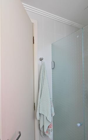 Apartamento à venda com 82m², 3 quartos e 2 vagasBanheiro da Suíte