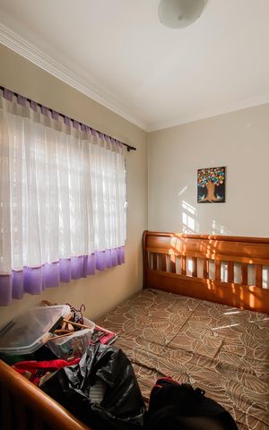 Casa à venda com 240m², 4 quartos e 3 vagas Casa à venda com 240m², 4 quartos e 3 vagasQuarto de Serviço