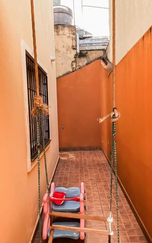 Casa à venda com 240m², 4 quartos e 3 vagas Casa à venda com 240m², 4 quartos e 3 vagasQuintal