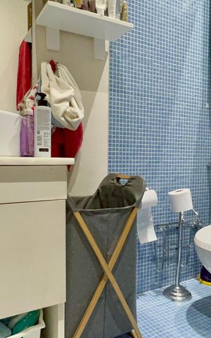 Apartamento à venda com 165m², 3 quartos e 1 vaga Apartamento à venda com 165m², 3 quartos e 1 vagaBanheiro da Suíte 2