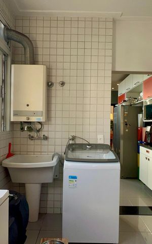 Apartamento à venda com 165m², 3 quartos e 1 vaga Apartamento à venda com 165m², 3 quartos e 1 vagaÁrea de Serviço