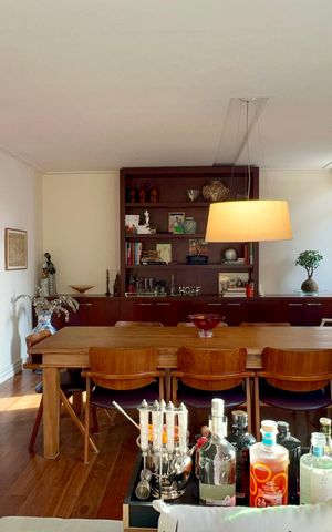 Apartamento à venda com 165m², 3 quartos e 1 vaga Apartamento à venda com 165m², 3 quartos e 1 vagaSala de Jantar