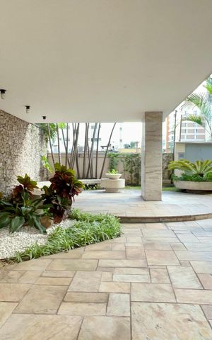 Apartamento à venda com 165m², 3 quartos e 1 vaga Apartamento à venda com 165m², 3 quartos e 1 vagaÁrea comum