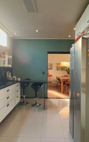 Apartamento à venda com 165m², 3 quartos e 1 vaga Apartamento à venda com 165m², 3 quartos e 1 vagaCozinha