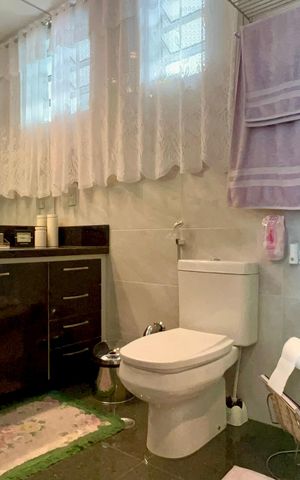 Apartamento à venda com 150m², 2 quartos e 1 vaga Apartamento à venda com 150m², 2 quartos e 1 vagaBanheiro da Suíte