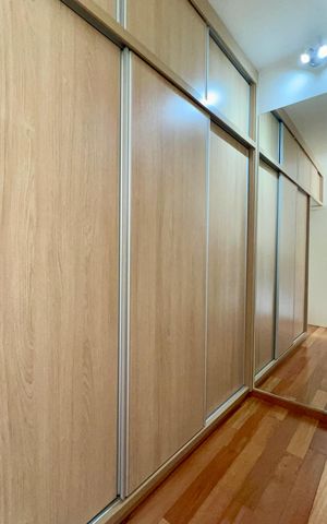 Apartamento à venda com 150m², 2 quartos e 1 vaga Apartamento à venda com 150m², 2 quartos e 1 vagaCloset da suíte