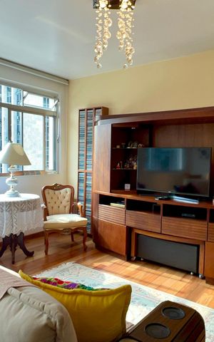 Apartamento à venda com 150m², 2 quartos e 1 vaga Apartamento à venda com 150m², 2 quartos e 1 vagaSala