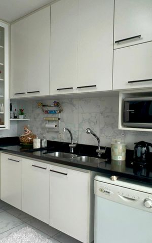 Apartamento à venda com 150m², 2 quartos e 1 vaga Apartamento à venda com 150m², 2 quartos e 1 vagaCozinha