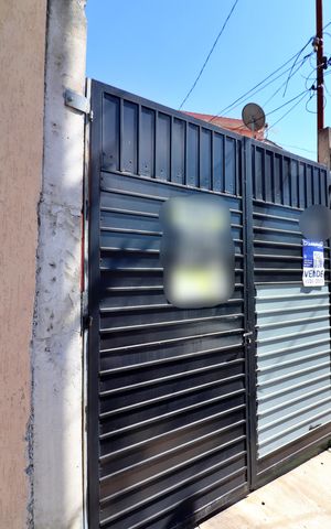 Casa à venda com 126m², 3 quartos e 2 vagasFachada