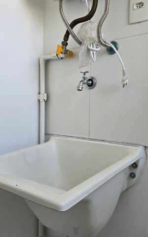 Apartamento à venda com 44m², 2 quartos e 1 vaga Apartamento à venda com 44m², 2 quartos e 1 vagaCozinha e Área de Serviço