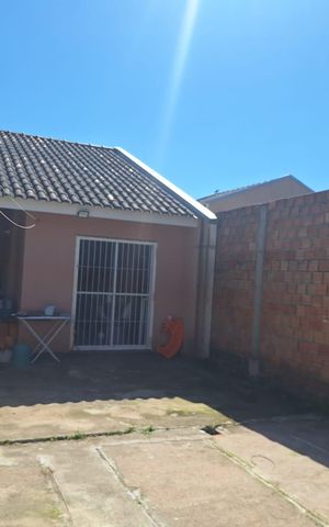 Casa à venda com 42m², 2 quartos e 1 vaga