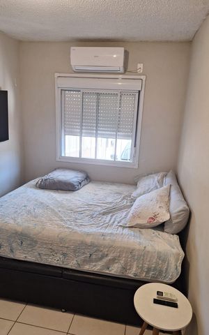 Casa à venda com 42m², 2 quartos e 1 vaga Casa à venda com 42m², 2 quartos e 1 vagaQuarto 1