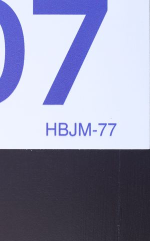 Casa à venda com 153m², 3 quartos e 2 vagasPlaca instalada no portão do imóvel - Código da placa: HBJM-77