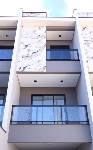 Casa à venda com 153m², 3 quartos e 2 vagasFachada interna