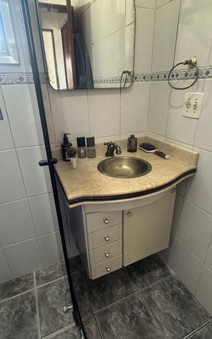 Apartamento à venda com 67m², 2 quartos e 1 vaga Apartamento à venda com 67m², 2 quartos e 1 vagaBanheiro