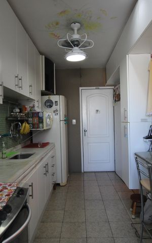 Apartamento à venda com 75m², 1 quarto e 2 vagasCozinha