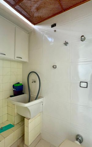 Apartamento à venda com 102m², 3 quartos e 1 vaga Apartamento à venda com 102m², 3 quartos e 1 vagaBanheiro de serviço