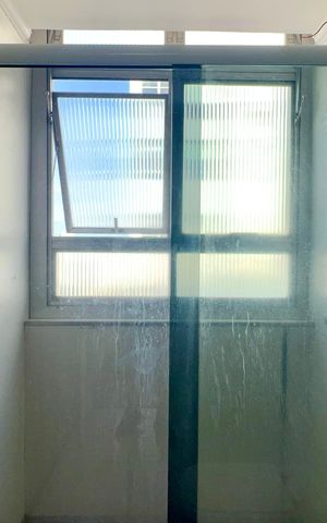 Apartamento à venda com 102m², 3 quartos e 1 vaga Apartamento à venda com 102m², 3 quartos e 1 vagaBanheiro da Suíte
