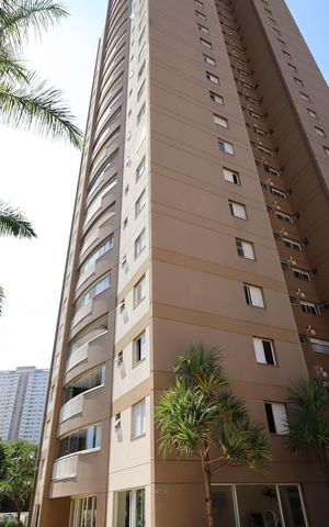 Apartamento à venda com 95m², 3 quartos e 2 vagasFachada