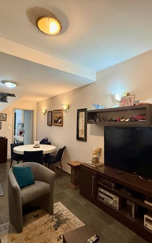 Casa à venda com 80m², 2 quartos e 1 vagaSala