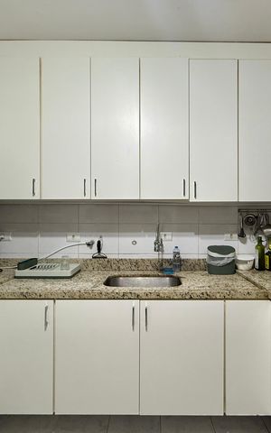Casa à venda com 80m², 2 quartos e 1 vagaCozinha 