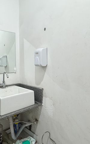 Casa à venda com 278m², 2 quartos e 5 vagas Casa à venda com 278m², 2 quartos e 5 vagasLavabo