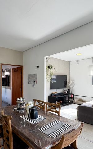 Casa à venda com 278m², 2 quartos e 5 vagas Casa à venda com 278m², 2 quartos e 5 vagasCozinha