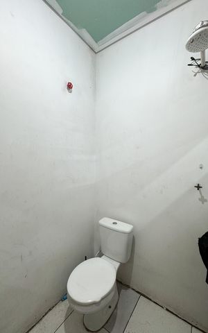 Casa à venda com 278m², 2 quartos e 5 vagas Casa à venda com 278m², 2 quartos e 5 vagasLavabo