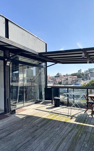 Casa à venda com 278m², 2 quartos e 5 vagas Casa à venda com 278m², 2 quartos e 5 vagasSacada