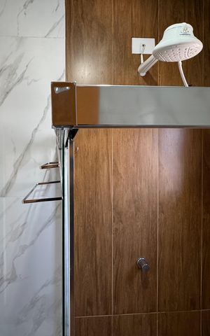 Casa à venda com 278m², 2 quartos e 5 vagas Casa à venda com 278m², 2 quartos e 5 vagasBanheiro - Suíte 1