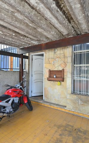 Casa à venda com 70m², 3 quartos e 1 vagaGaragem