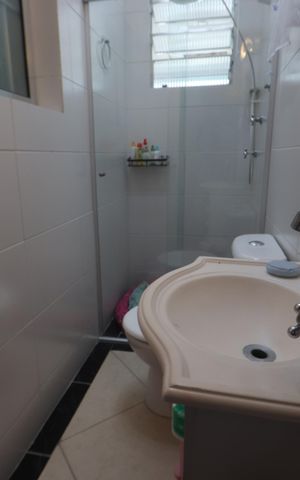 Casa à venda com 275m², 3 quartos e 2 vagasBanheiro da Suíte 2