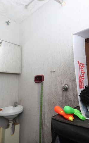 Casa à venda com 275m², 3 quartos e 2 vagasBanheiro de Serviço
