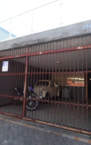 Casa à venda com 275m², 3 quartos e 2 vagasFachada