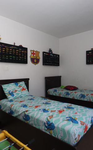Casa à venda com 275m², 3 quartos e 2 vagasQuarto 3