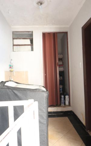 Casa à venda com 275m², 3 quartos e 2 vagasLavanderia