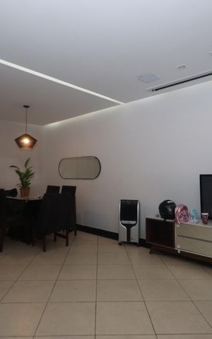 Casa à venda com 275m², 3 quartos e 2 vagasSala