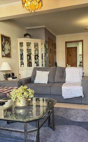 Apartamento à venda com 121m², 4 quartos e 3 vagas