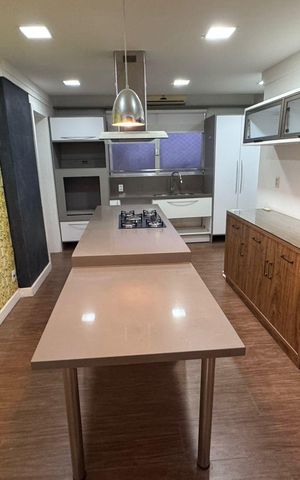 Apartamento para alugar com 154m², 4 quartos e 1 vaga Apartamento para alugar com 154m², 4 quartos e 1 vagaCozinha