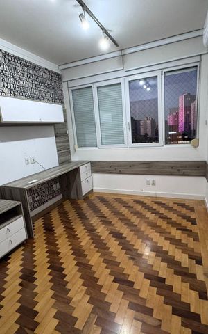 Apartamento para alugar com 154m², 4 quartos e 1 vaga Apartamento para alugar com 154m², 4 quartos e 1 vagaQuarto