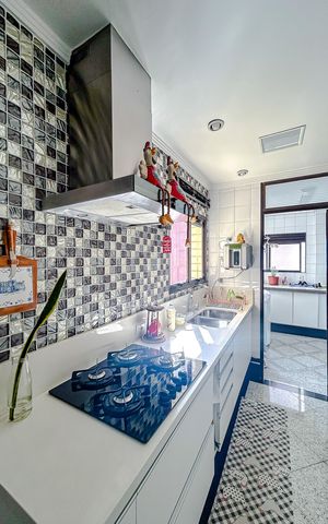 Apartamento à venda com 125m², 4 quartos e 3 vagasCozinha